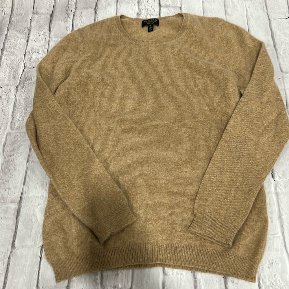 Camel Colored Charter Club Cashmere Luxury Sweater Size Large